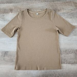 Uniqlo Tan Ribbed Short Sleeve Top